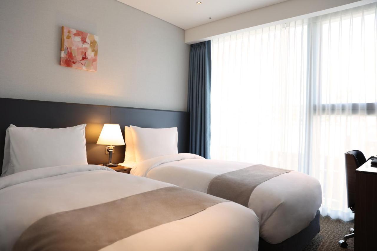 Stanford Hotel Myeongdong ソウル特別市 エクステリア 写真